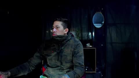 naider_1 online show from March 5, 5:47 am