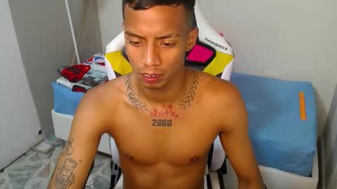 nando_col online show from November 6, 6:55 pm