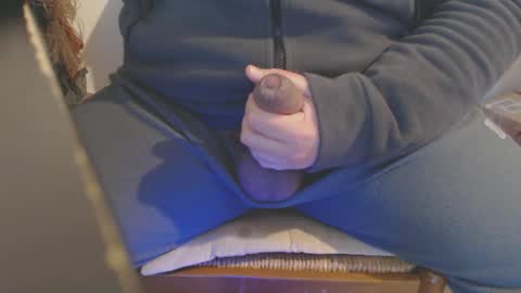 NapolICazzo online show from December 31, 8:37 am