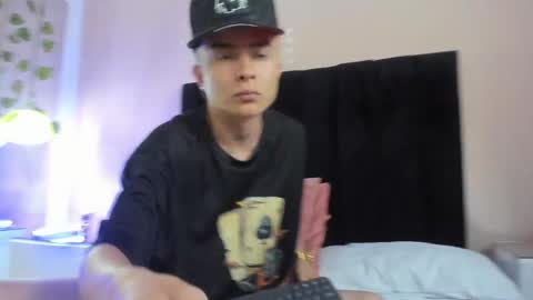 Snapshot of nascary_fox chatting on September 15, 8:43 pm Nascary Fox online show from September 15, 8:43 pm