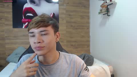 nathanclay online show from April 8, 3:18 am