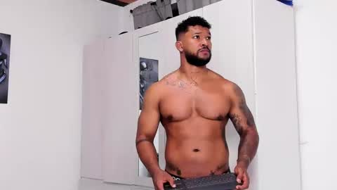 Nathaniel Grey online show from December 18, 3:58 am