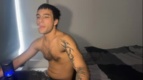 native_boy2 online show from April 13, 11:16 pm