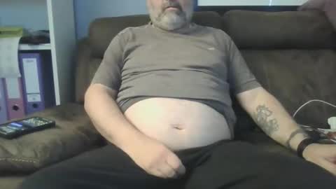 naturistmale45 online show from December 5, 1:28 pm