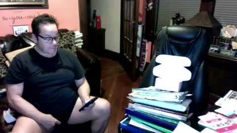 Snapshot of naughtybone chatting on December 29, 8:11 am naughtybone online show from December 29, 8:11 am