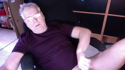 Snapshot of naughtydaddyla chatting on December 14, 10:07 pm naughtydaddyla online show from December 14, 10:07 pm