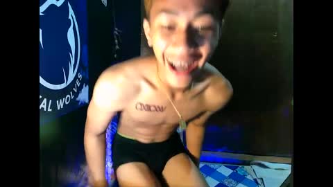 Snapshot of naugthyboyloy chatting on October 8, 4:00 pm Loy online show from October 8, 4:00 pm