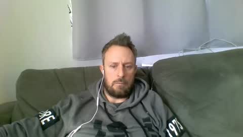 nawtydom1977 online show from February 13, 3:39 pm