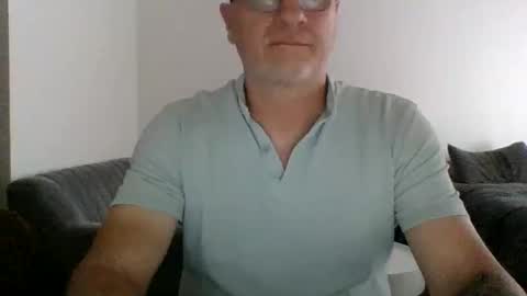 neckdown12 online show from December 19, 7:00 pm