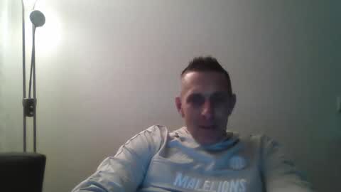 nederland77 online show from December 20, 7:39 pm