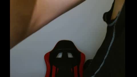 Snapshot of neithanzyn chatting on October 27, 8:22 pm Neithanzyn online show from October 27, 8:22 pm