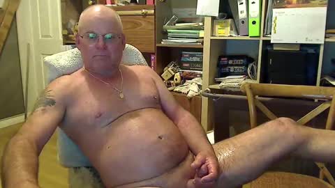 NECK online show from December 9, 6:52 pm