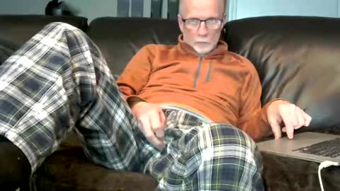 Snapshot of neman4u2c chatting on February 7, 1:47 am Jack online show from February 7, 1:47 am
