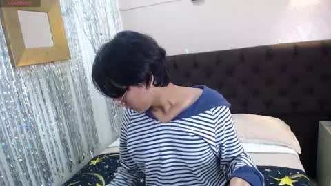 NeonAdonis online show from October 20, 12:31 pm