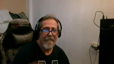 neron401 online show from April 17, 1:52 am