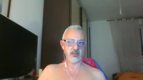 Snapshot of nevenerabis chatting on March 7, 2:46 am nevenerabis online show from March 7, 2:46 am