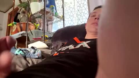 nevo98622 online show from April 25, 1:52 pm