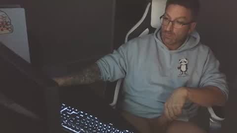 newevo online show from October 21, 4:04 am