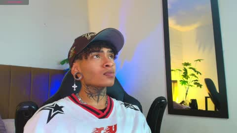 Newman Luv online show from May 21, 2:43 pm