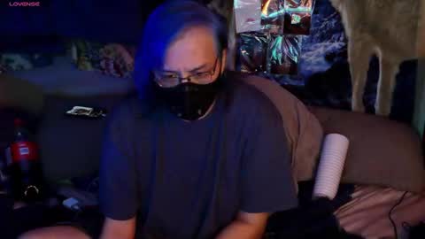 Snapshot of newstylebc chatting on December 2, 2:39 pm cristian online show from December 2, 2:39 pm