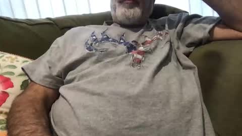 newtman68 online show from February 11, 8:36 pm