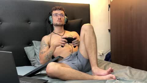 neythancopper online show from February 9, 12:21 pm