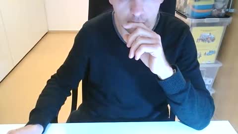 NiceGuyFlo online show from December 18, 12:28 am