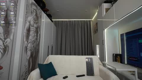 nick_howlenxx online show from April 7, 1:22 pm