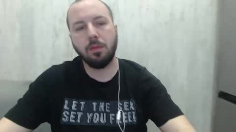 Julian online show from March 11, 11:56 pm