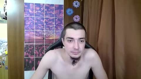 nicky_xo online show from April 28, 12:49 am