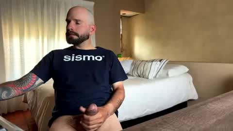 nicolas online show from November 3, 1:13 pm