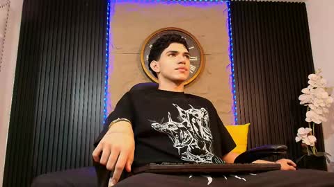 nico_monroet online show from April 27, 9:42 pm
