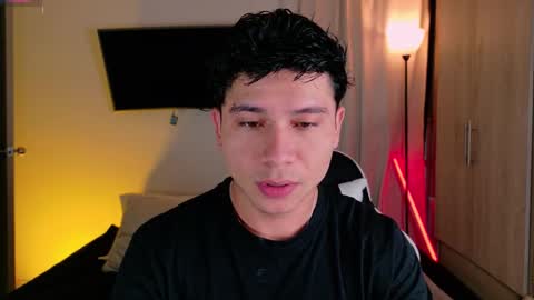 Nico Cruz online show from September 15, 11:11 am