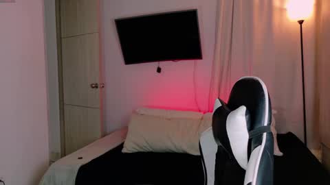 Nico Cruz online show from September 19, 12:16 pm