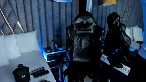 Nicolai online show from February 19, 12:01 pm