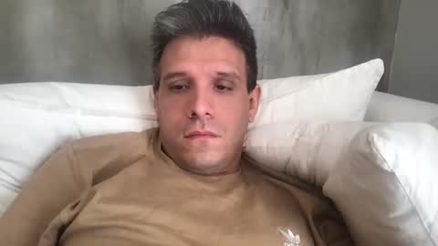 nicolaspercha online show from May 4, 3:36 pm