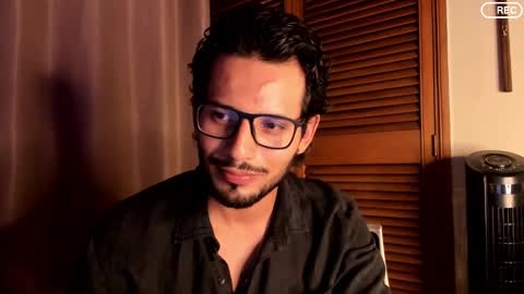 Snapshot of nicolasrodrii chatting on September 8, 11:37 pm nicolasrodrii online show from September 8, 11:37 pm