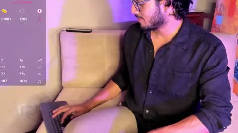 Snapshot of nicolasrodrii chatting on January 13, 10:35 pm nicolasrodrii online show from January 13, 10:35 pm
