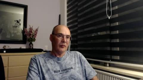 nightkeeper63 online show from June 20, 11:54 pm