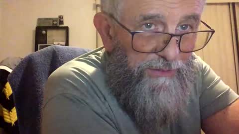 nightmoves1970 online show from April 21, 2:51 am