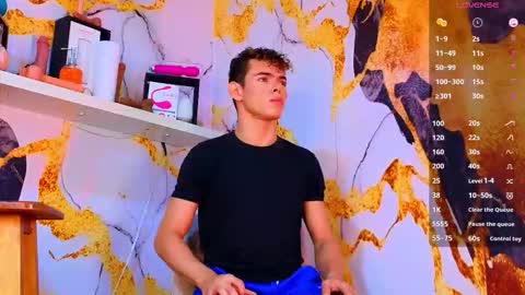 Snapshot of nijinsky_latinboy chatting on October 5, 11:25 am Nijinsky online show from October 5, 11:25 am