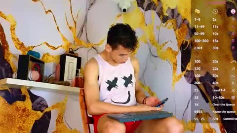 Snapshot of nijinsky_latinboy chatting on September 20, 11:21 am Nijinsky online show from September 20, 11:21 am