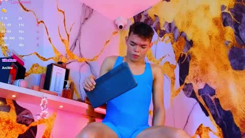 Snapshot of nijinsky_latinboy chatting on October 19, 11:13 am Nijinsky online show from October 19, 11:13 am