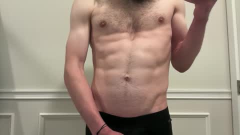 niko9inches online show from April 21, 7:20 pm