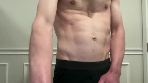 niko9inches online show from April 7, 7:03 pm