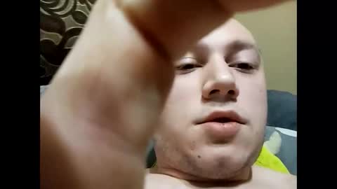 Snapshot of nikolai323 chatting on January 4, 6:41 am nikolai323 online show from January 4, 6:41 am
