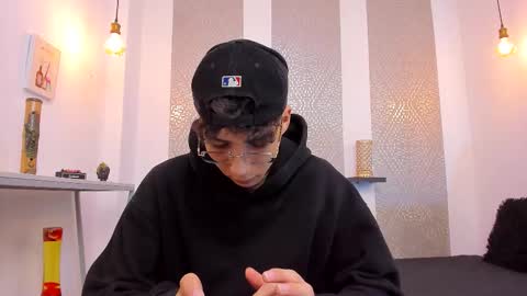    online show from November 3, 4:16 am