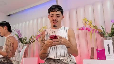 Niko Stone online show from April 7, 2:11 am