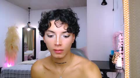 Snapshot of nilam217 chatting on February 12, 3:38 pm Nilam online show from February 12, 3:38 pm