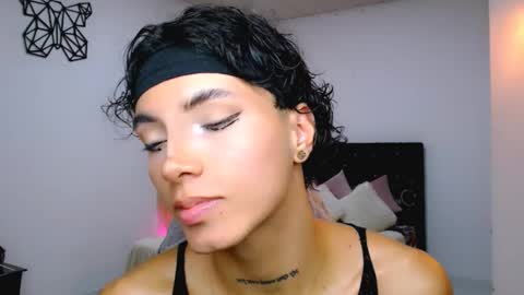Snapshot of nilam217 chatting on February 19, 12:57 am Nilam online show from February 19, 12:57 am